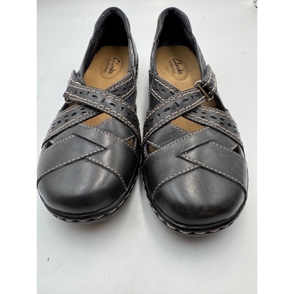 Clarks Bendables Black Leather Laser Cut Mary Jane Comfort Shoes Womens 7 M‎ - Picture 2 of 8